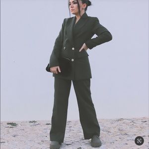 Zara set blazer and pants blogger’s fav